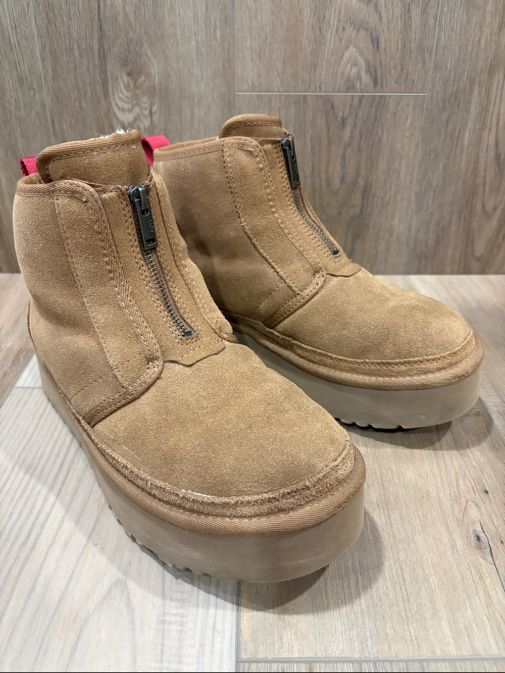 Ugg Chestnut Neumal Platform Zip Ankle Boots Shearling Size 9